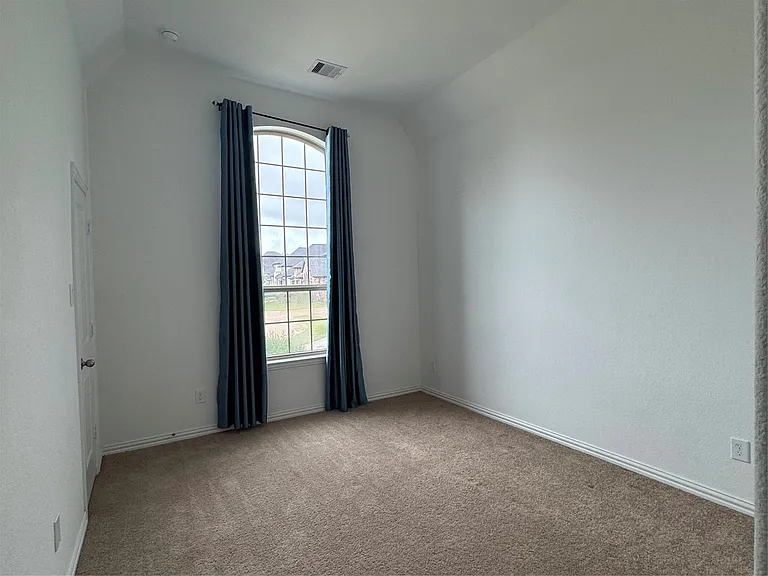 8403 Terrace Valley Cir — Photo 32