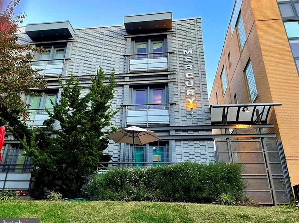 1439 Chapin St NW APT 303, Washington, DC 20009