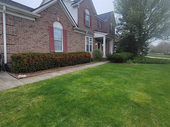 2nd image of 10224 Wellington Dr