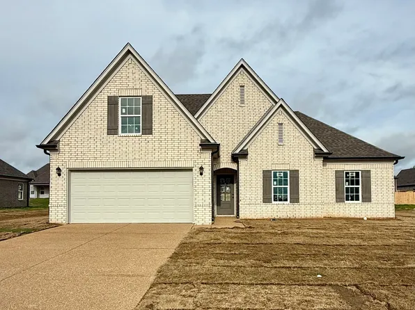 8905 Tucker Ln, Southaven, MS 38672