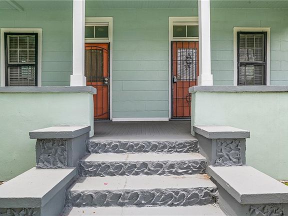 4th image of 454 George St