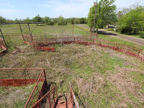 3rd image of 172 County Road 12650