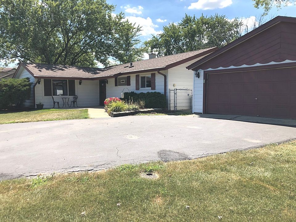1st image of 17000 Robinhood Dr