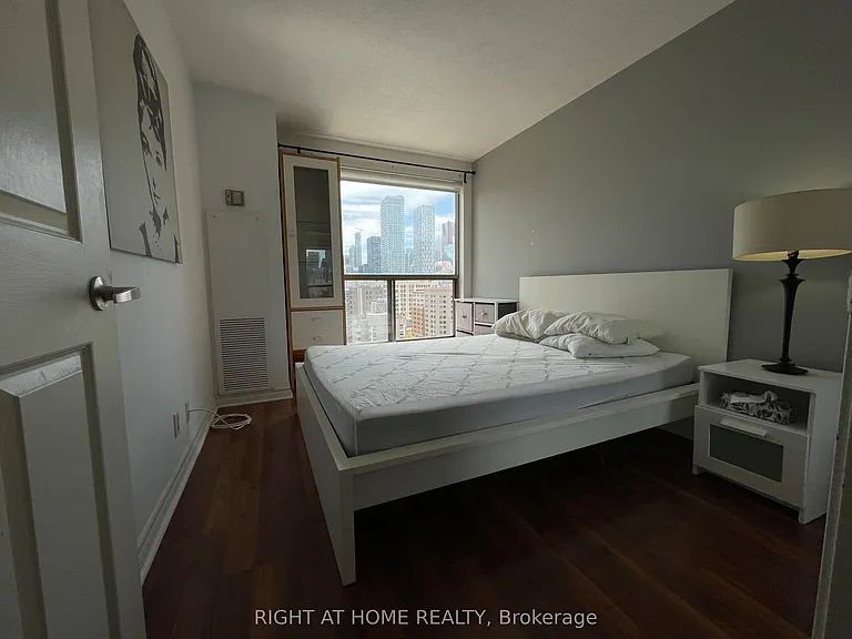 298 Jarvis St #1507 — Photo 10
