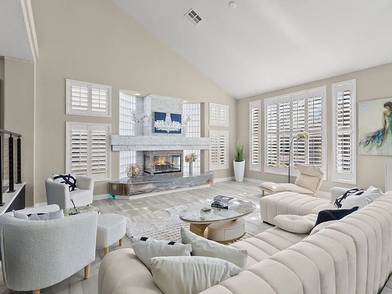 4198 Abernethy Forest Pl — Photo 11