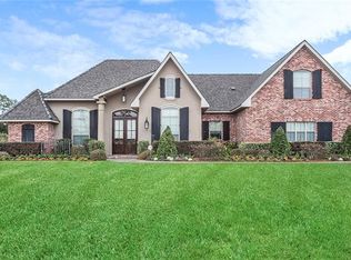 232 Merion Cir, Madisonville, LA 70447