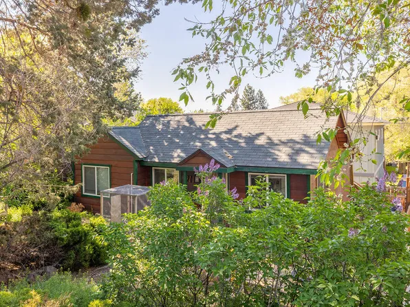 911 NW Portland Ave #A & B, Bend, OR 97703