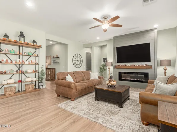 21100 E SWAN Drive, Queen Creek, AZ 85142