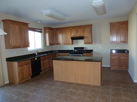 5th image of 16649 S Pebble Creek Ln
