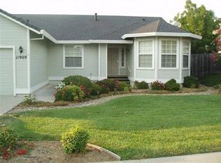 11909 Brooke Crest Dr, Auburn, CA 95602