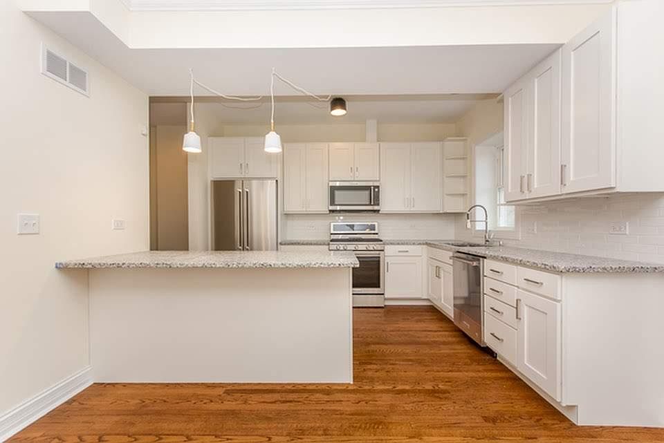1st image of 6403 S Ingleside Ave #2