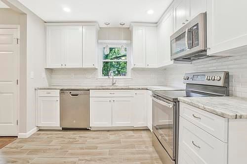 4th image of 2369 Wakita Dr SE