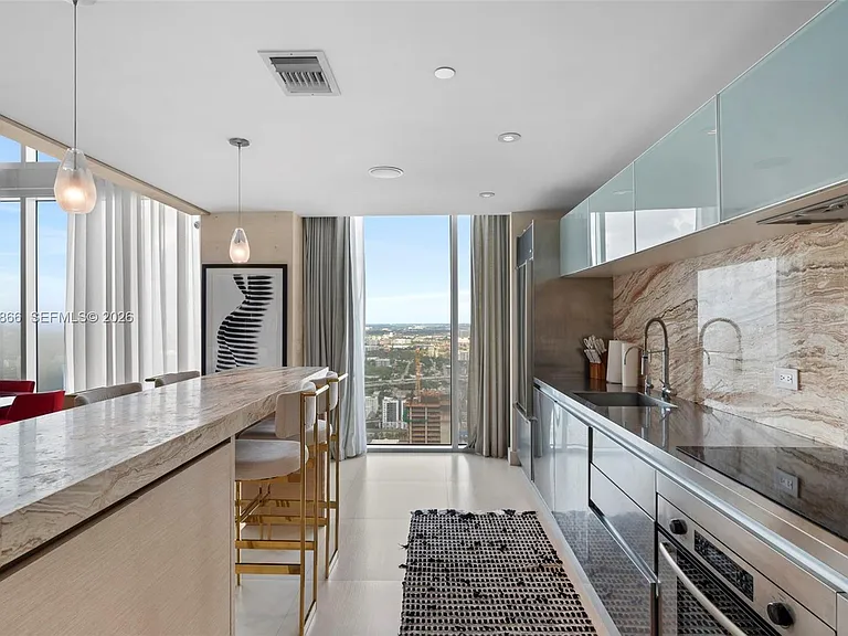 1040 Biscayne Blvd #Penthouse 4607 — Photo 13