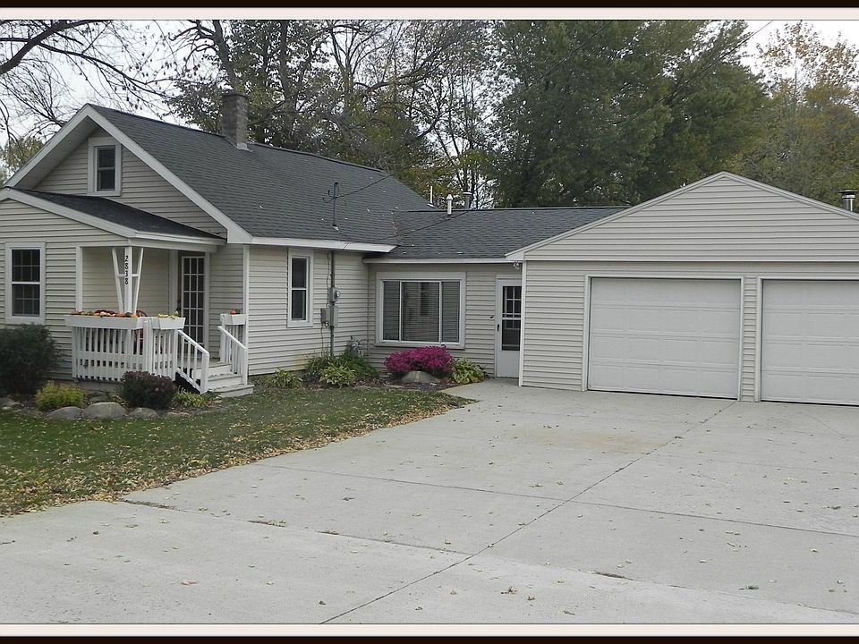 1st image of 2838 24th Ave