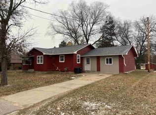 506 N Harvey St, Necedah, WI 54646