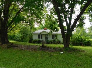 2389 Greensboro Street Ext, Lexington, NC 27295