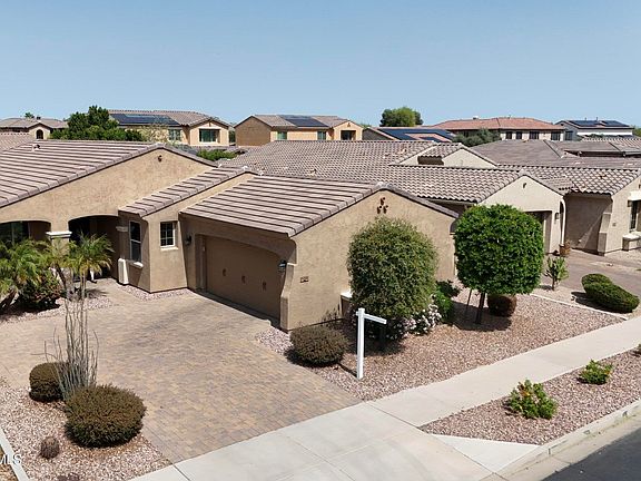 2nd image of 14390 W DESERT FLOWER Drive