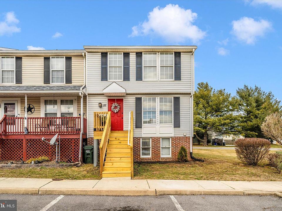 1st image of 111 Tulip Ct