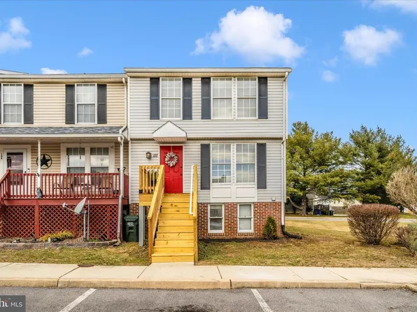111 Tulip Ct, Hagerstown, MD 21740