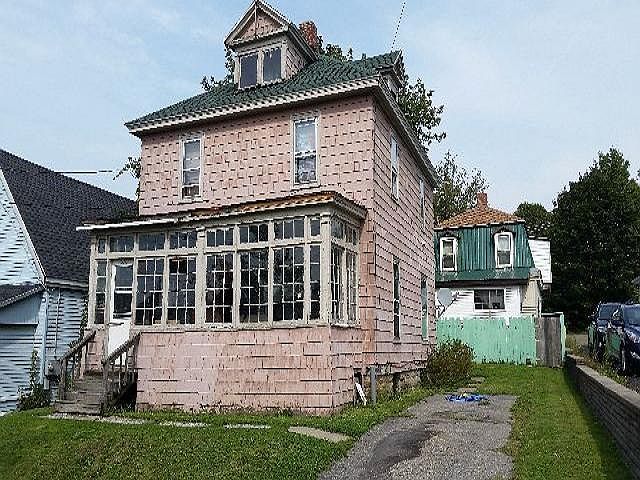 1st image of 510 Monroe St