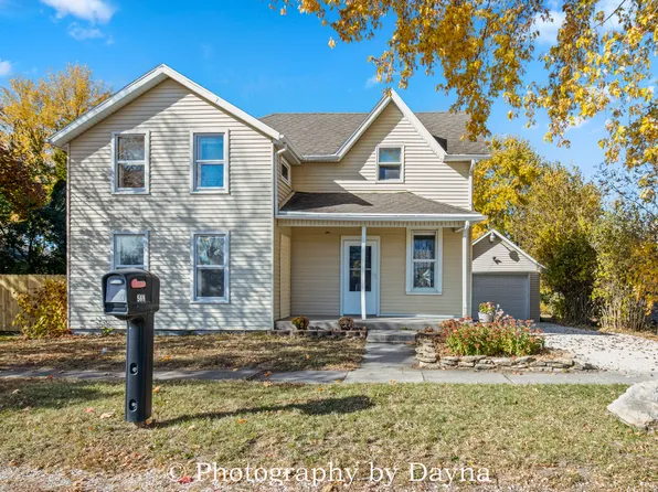 569 S Chestnut St, Chebanse, IL 60922