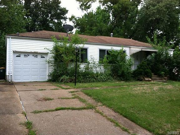 2nd image of 10218 Coburg Lands Dr