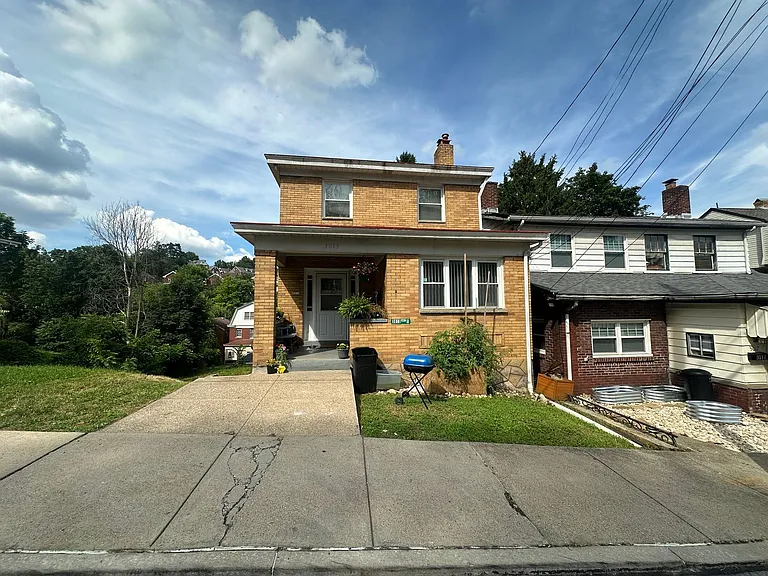 3013 Glendale Ave — Photo 2