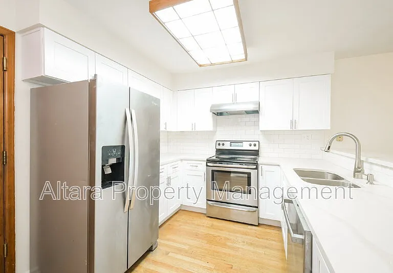 10041 E Mexico Ave — Photo 2