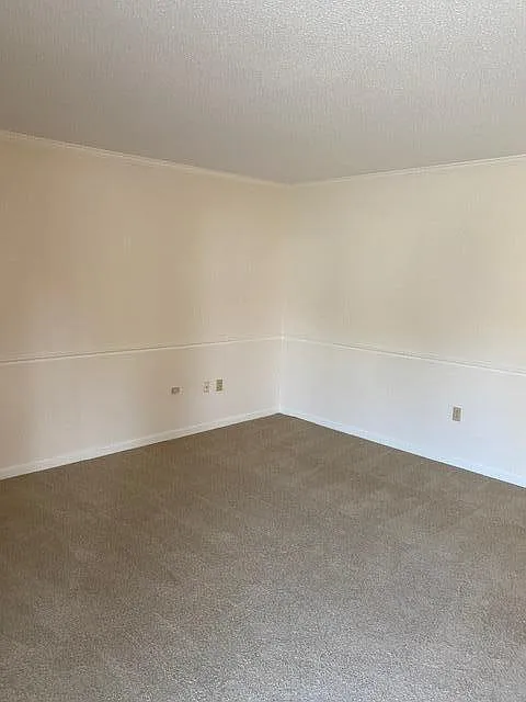 2 bed, 2.0 bath, 1734 sqft, $1,400 — Photo 3