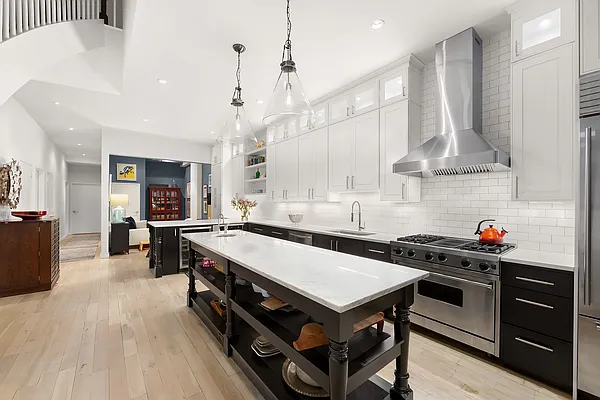 Sold by SERHANT. | media 7