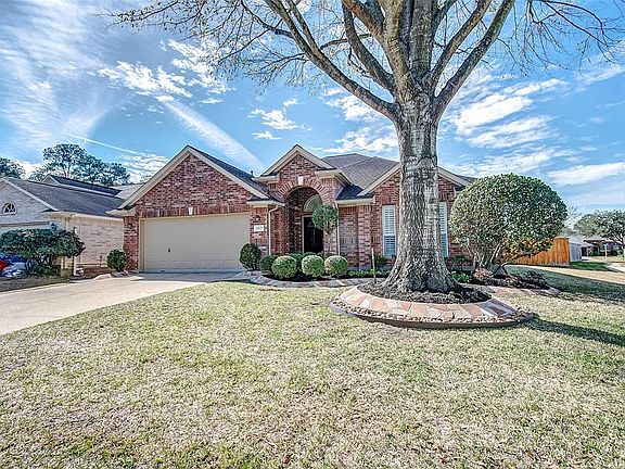 2nd image of 12127 Pennywood Ct