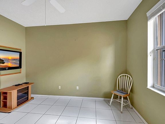 5th image of 10864 Madison Drive