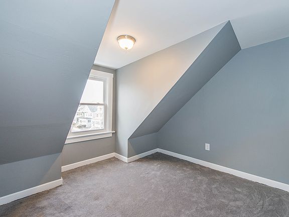 5th image of 104 No 22 St