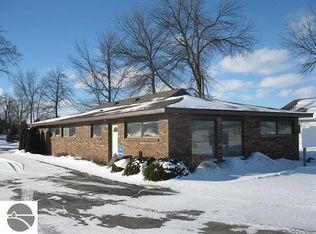 302 S Main St, Au Gres, MI 48703