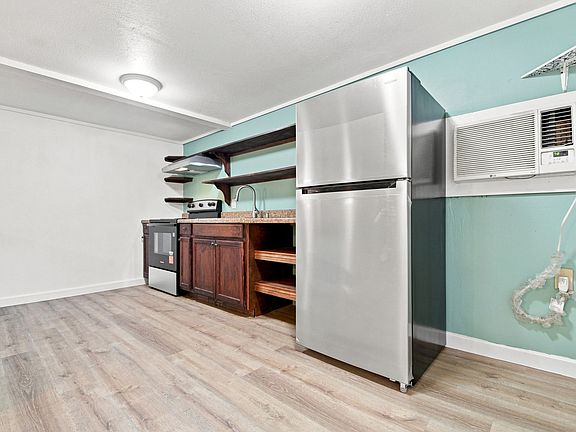 5th image of 2439 Ancel Rd #102