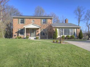 230 N Ashbrook Cir, Lakeside Park, KY 41017