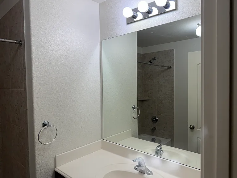 1318 Soap Tree Dr — Photo 11