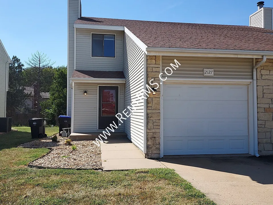 2127 SW Brandywine Ln
