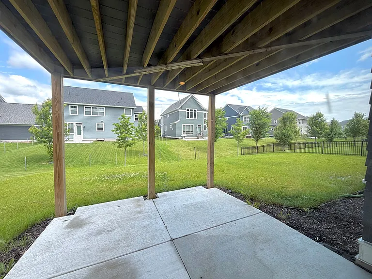 635X Red Cedar Dr — Photo 33