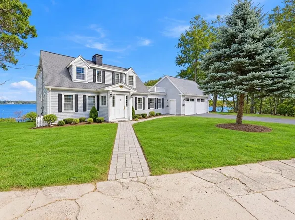 5 Jefferson Shores Rd, Buzzards Bay, MA 02532