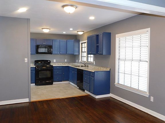 4th image of 2207 W Avenue J