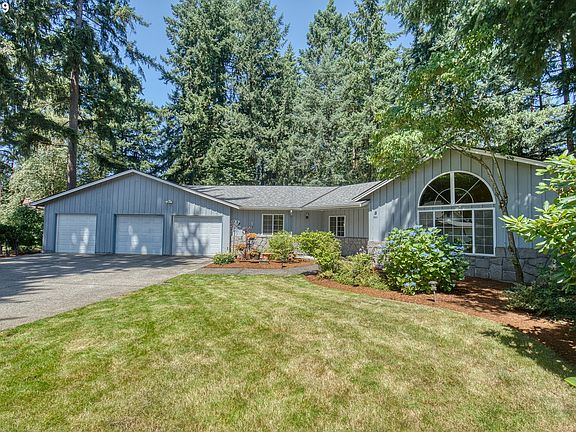 2nd image of 9906 NE 39th St