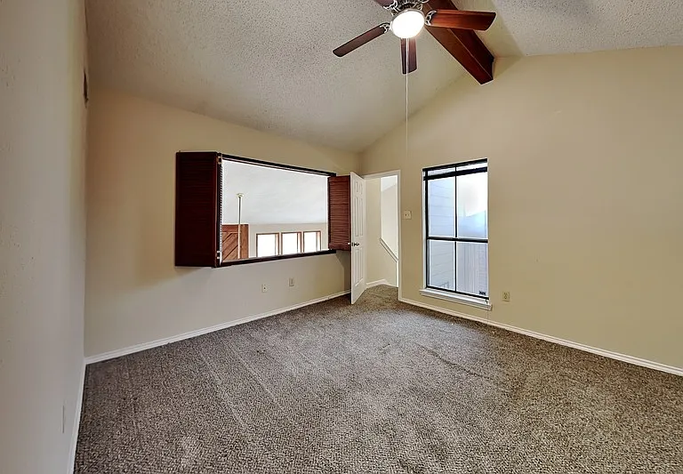 9600 Royal Ln #301 — Photo 12