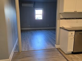 95 Post Ave UNIT 2B, Westbury, NY 11590