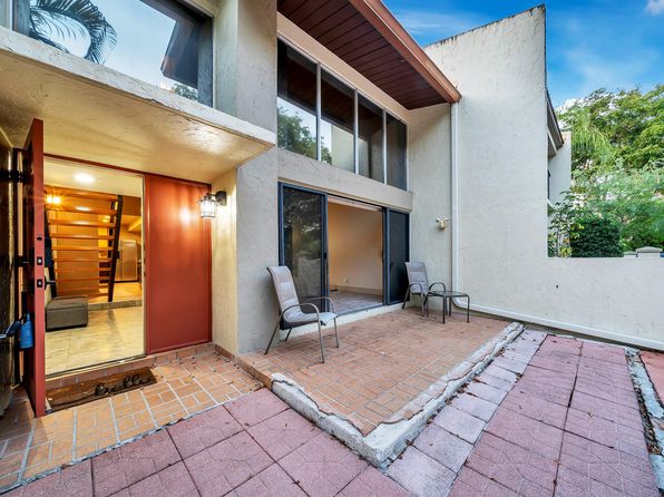 8751 Gatehouse Road #6, Plantation, FL 33324