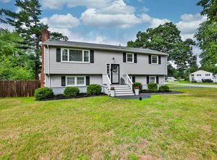 10 Palomino Rd, Salem, NH 03079