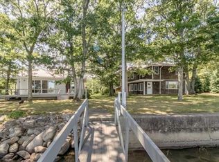 9 Peirces Point, Fairhaven, MA 02719