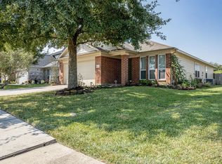 8019 Rosemary Dr, Baytown, TX 77521