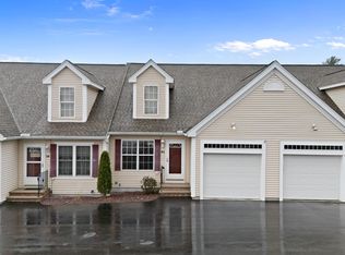 81 Pleasant St, Windham, NH 03087