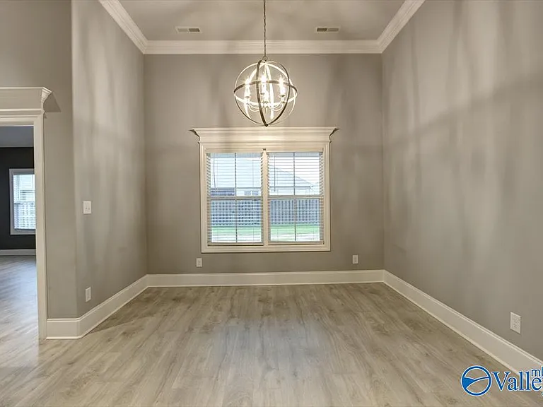 26415 Birkshire Ln — Photo 10